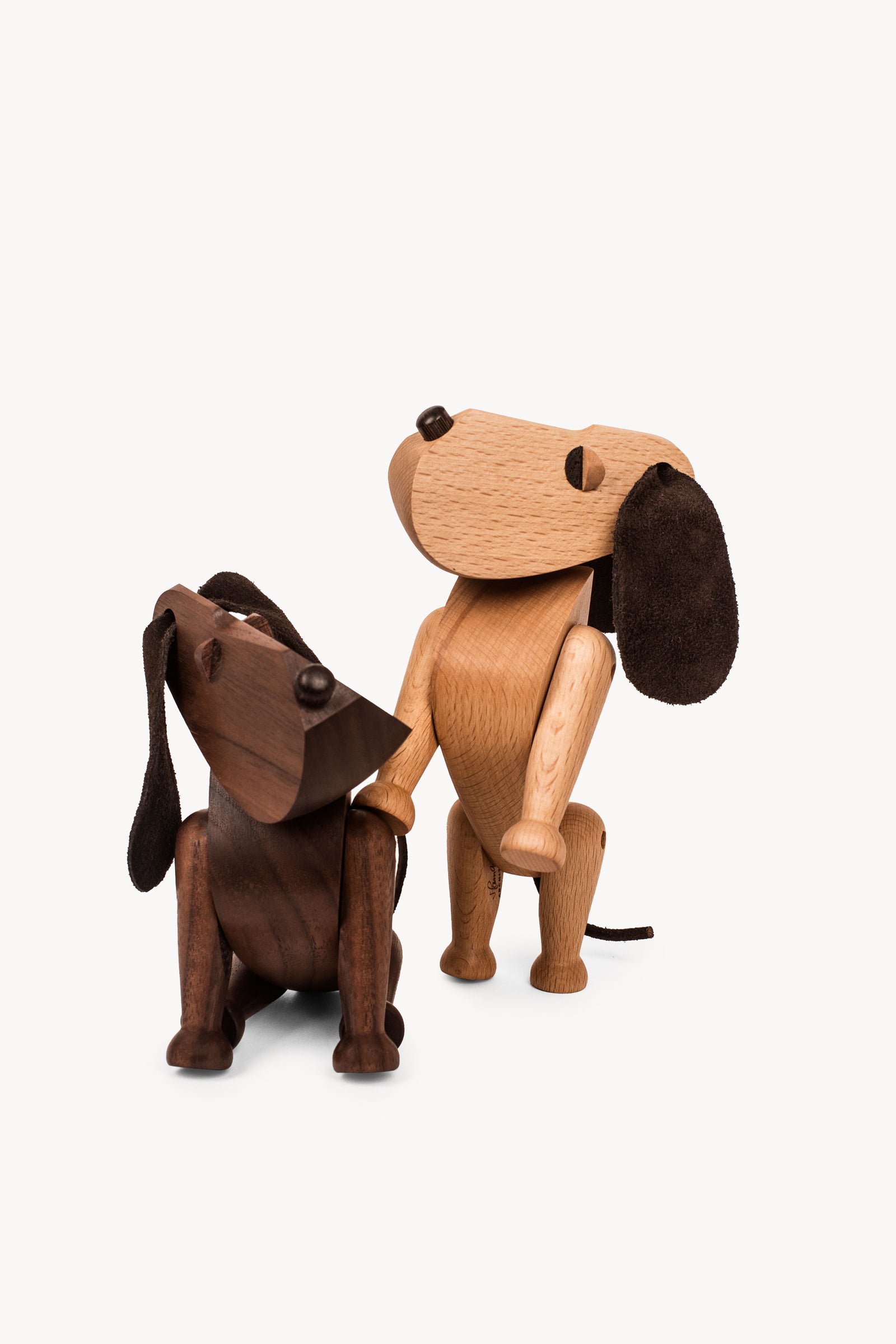 置物 ARCHITECTMADE OSCAR Oscar - Wooden Dog – Hygge Life