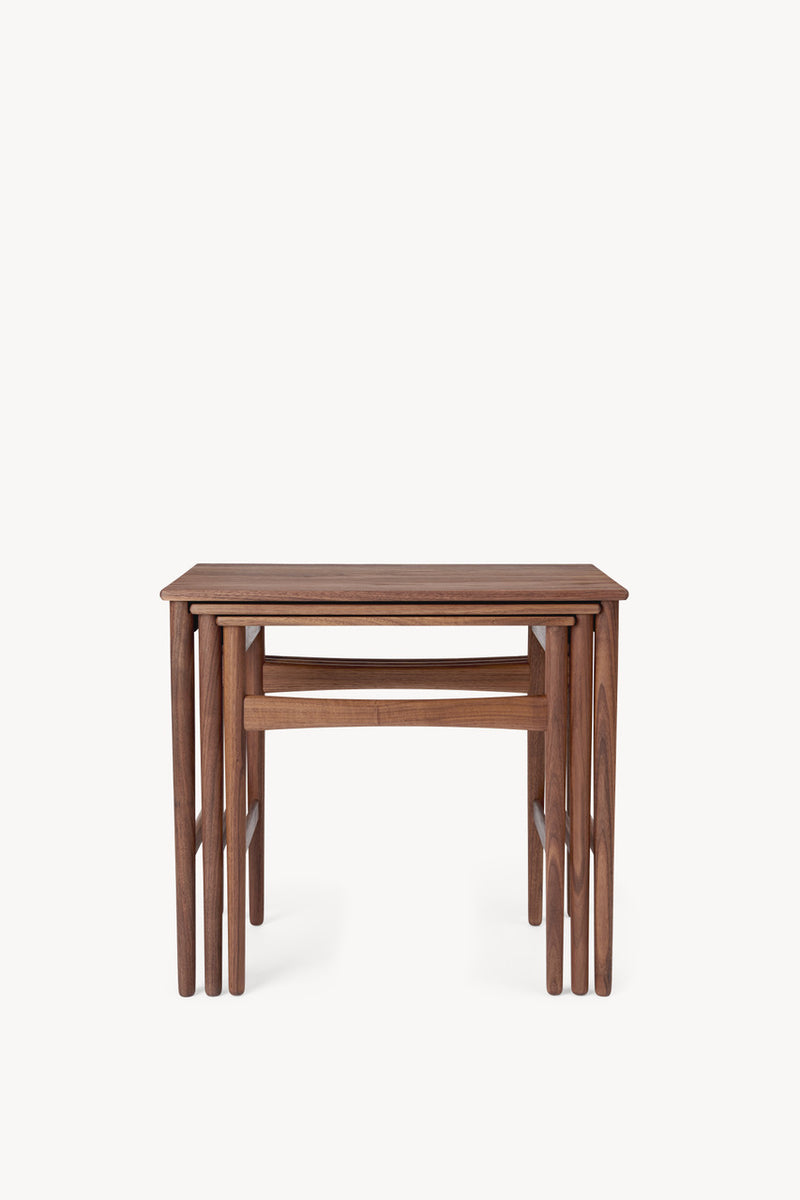 Nesting Tables - CH004