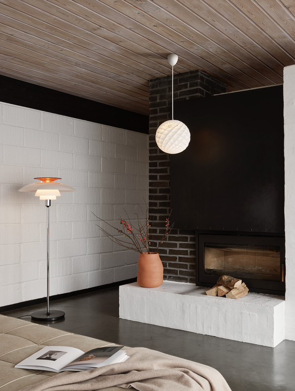 Patera Round Pendant Light