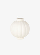 Balloon Vase  - Raw White, Round