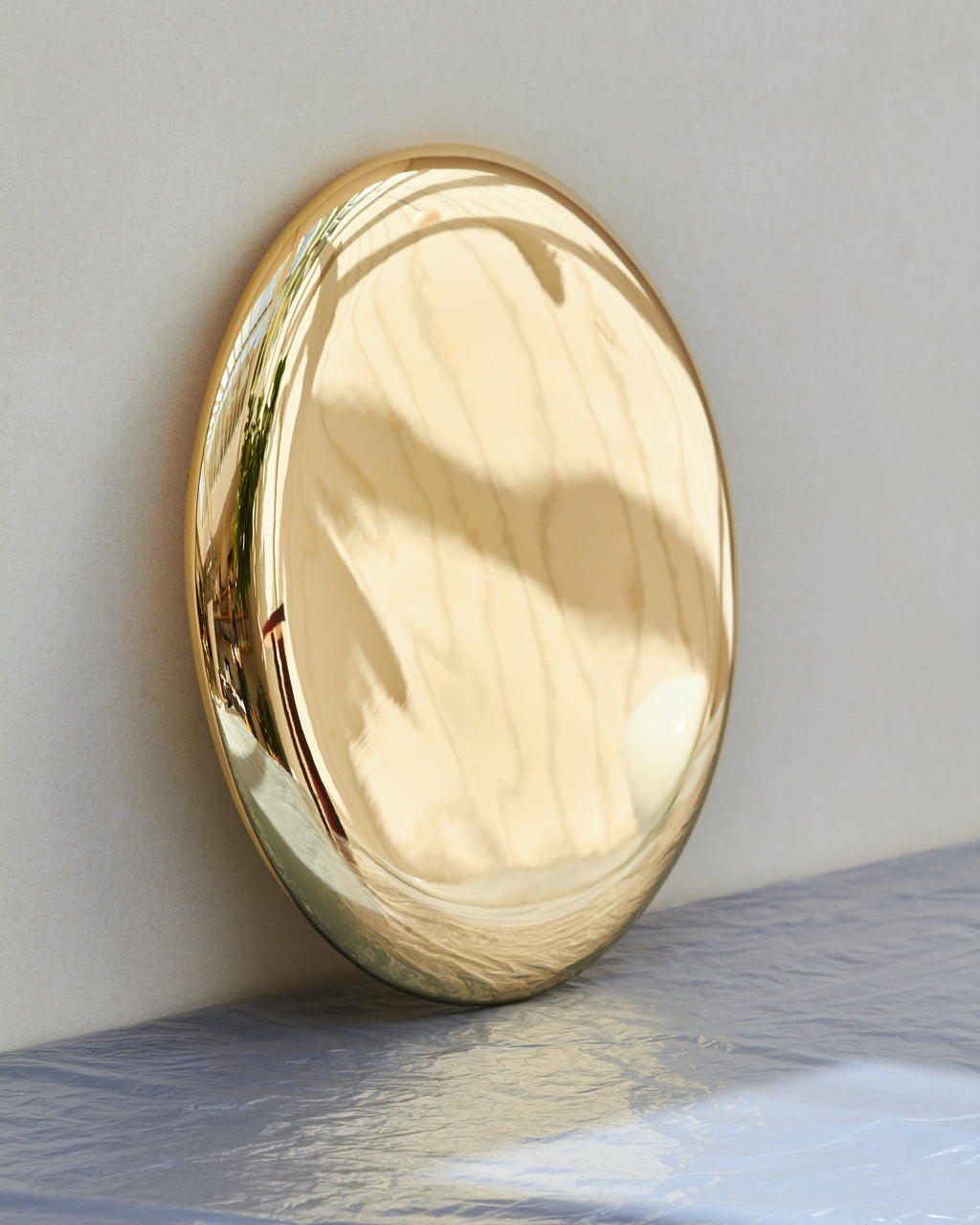 Beauty Mirror - Polished Brass – Hygge Life