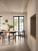 CH339 - Dining Table (for 2 leaves)