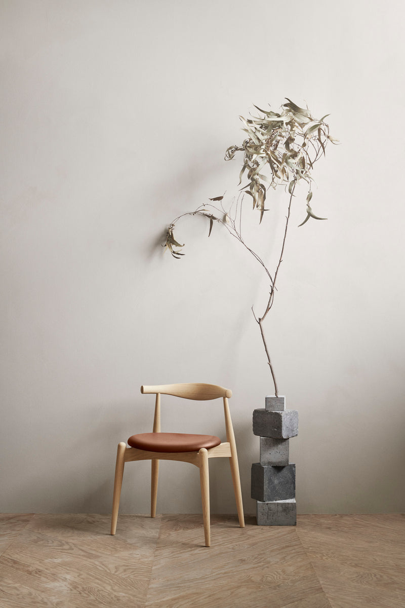 CH20 Elbow Chair - Natural Leather