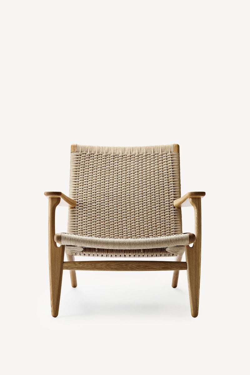 CH25 Easy Chair
