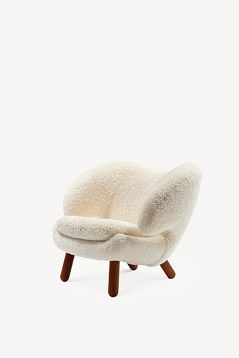 Pelican Chair - Sheepskin