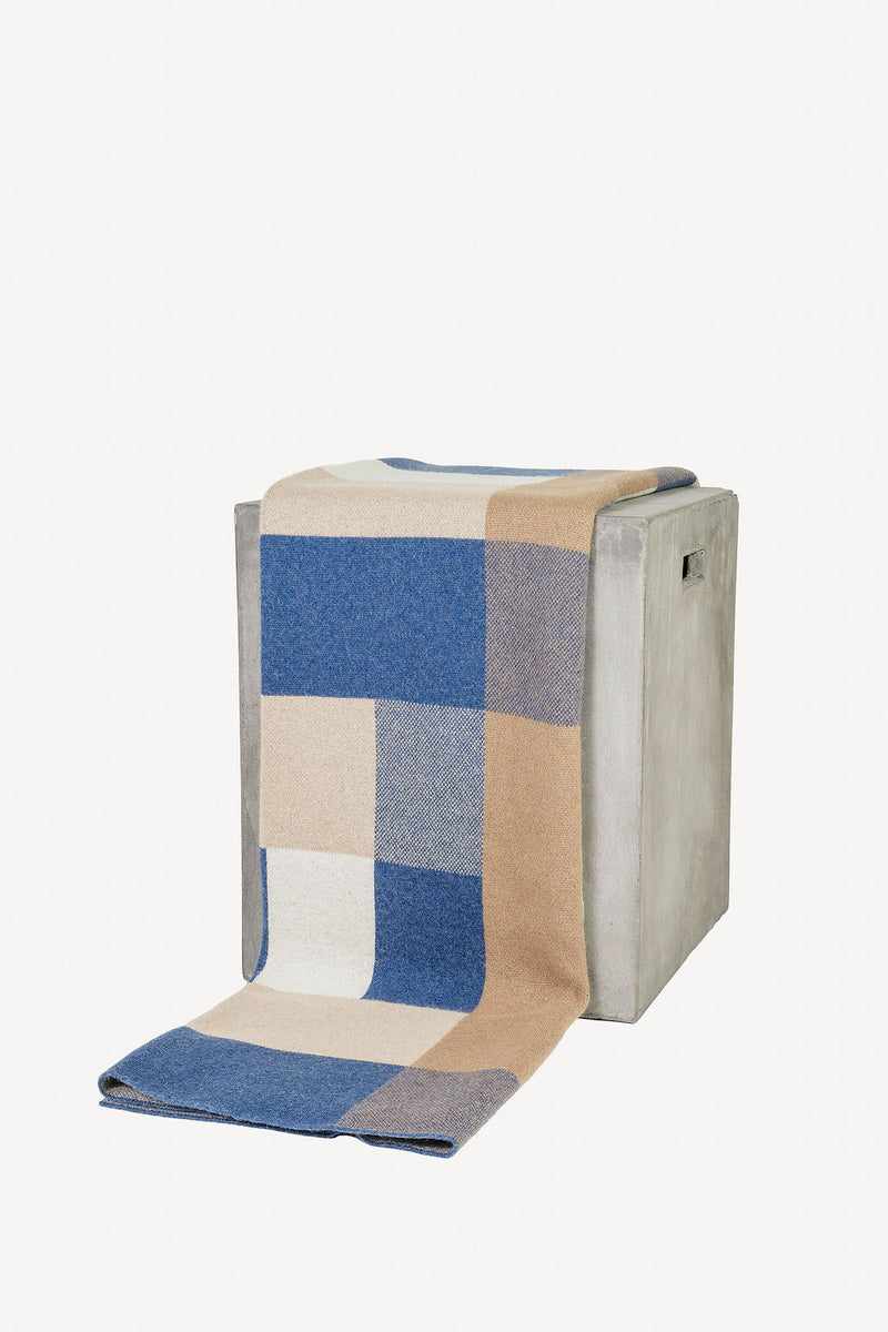 Bauhaus Camel Throw - All Colors – Hygge Life